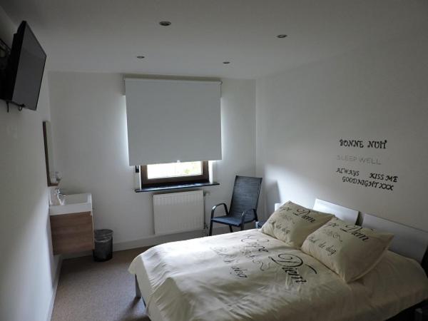 B&B Carpe Diem # Linea Maaseik Exterior photo